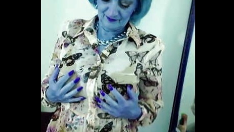 Kinky mature moms and grannies with thirsty vaginas